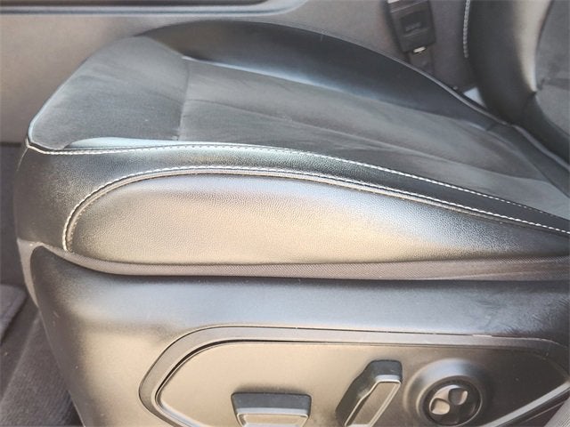 2023 Jeep Grand Cherokee L Base