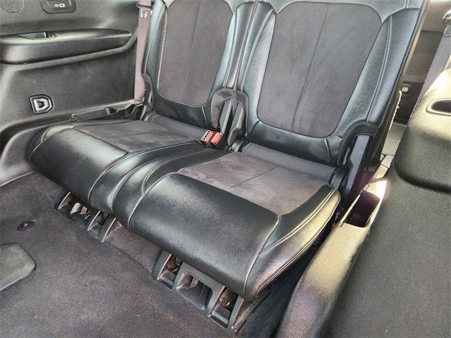 2023 Jeep Grand Cherokee L Base