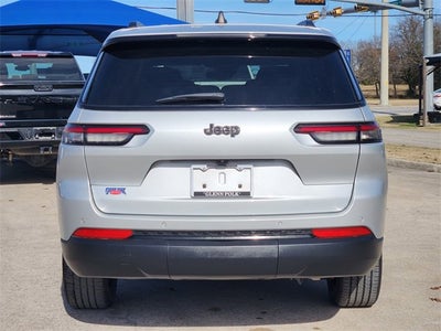 2023 Jeep Grand Cherokee L Base