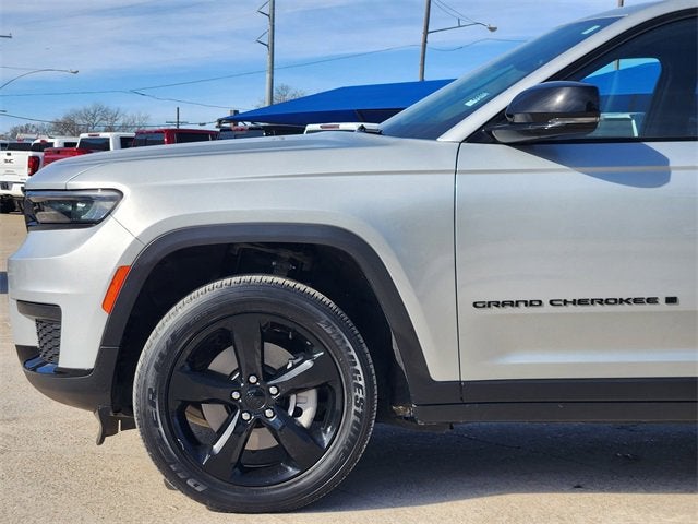 2023 Jeep Grand Cherokee L Base