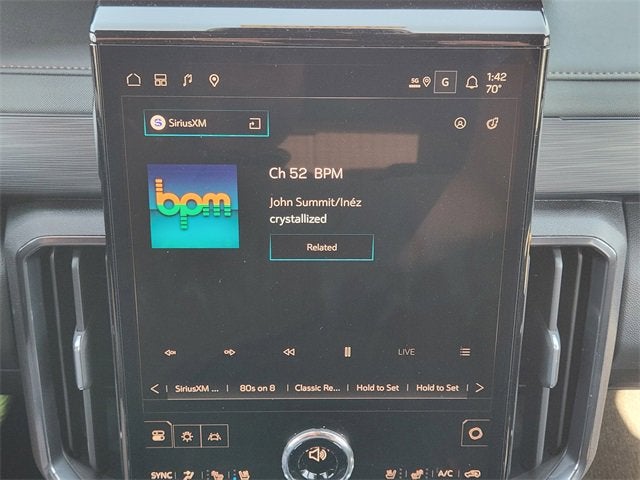 2026 GMC Acadia AWD AT4