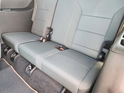 2026 GMC Acadia AWD AT4