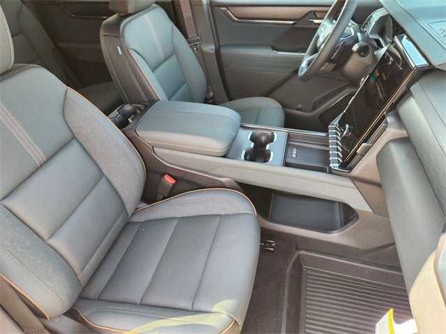 2026 GMC Acadia AWD AT4