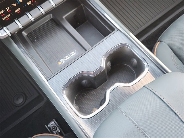 2026 GMC Acadia AWD AT4