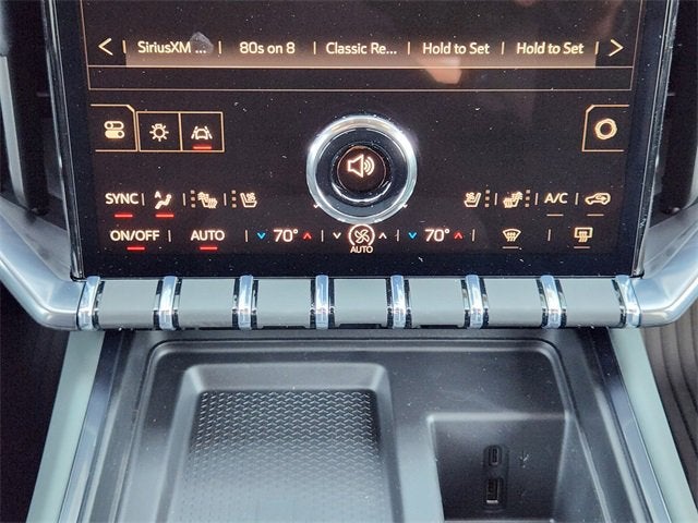 2026 GMC Acadia AWD AT4