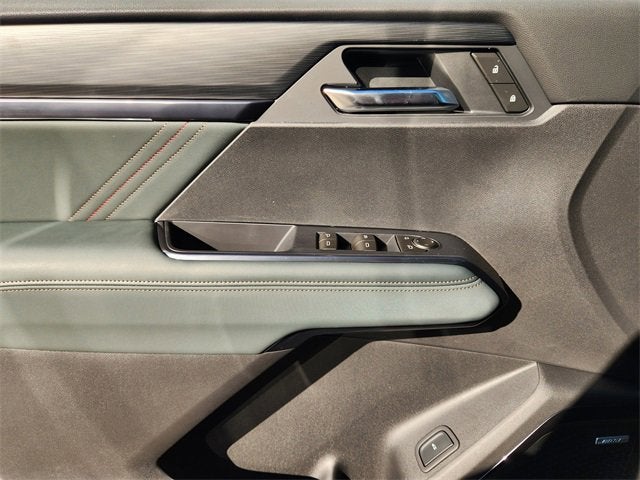 2026 GMC Acadia AWD AT4