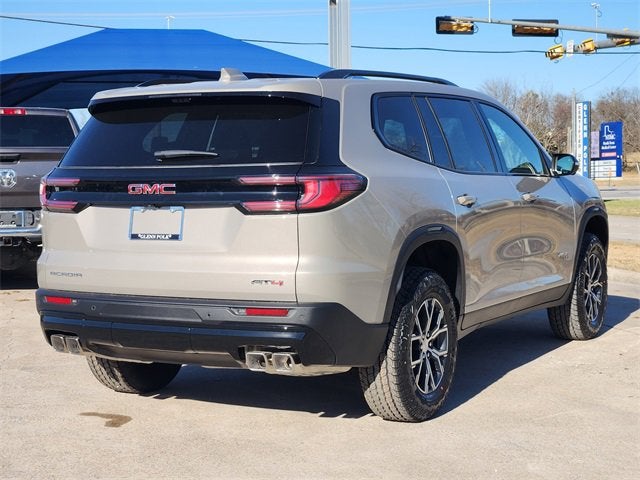 2026 GMC Acadia AWD AT4