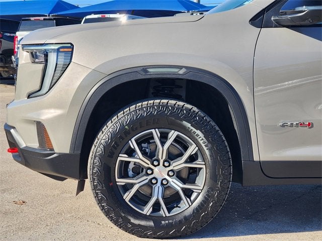 2026 GMC Acadia AWD AT4