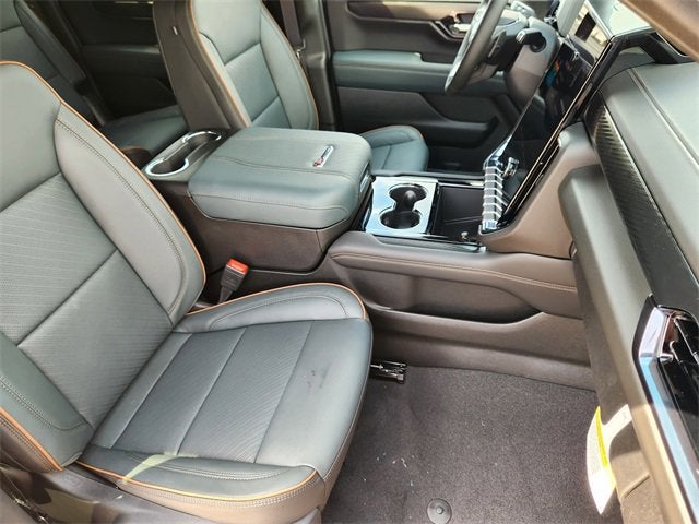 2025 GMC Yukon XL AT4