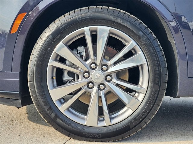 2025 Cadillac XT6 FWD Premium Luxury