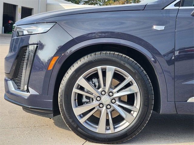 2025 Cadillac XT6 FWD Premium Luxury