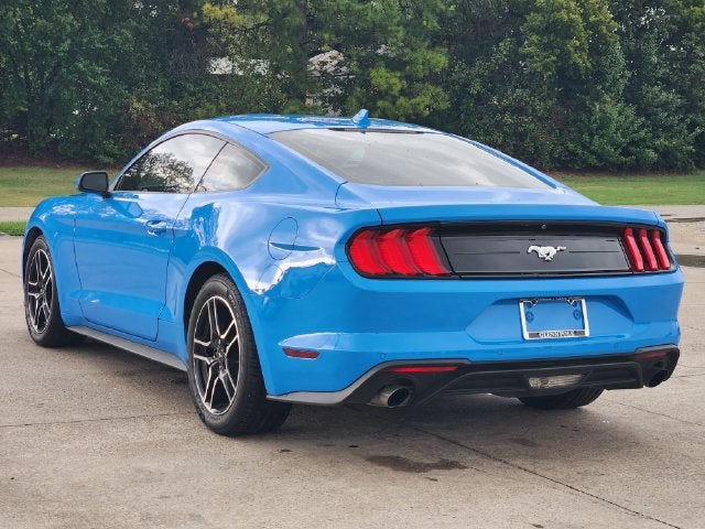 2022 Ford Mustang EcoBoost