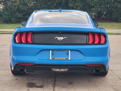 2022 Ford Mustang EcoBoost