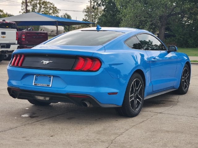 2022 Ford Mustang EcoBoost