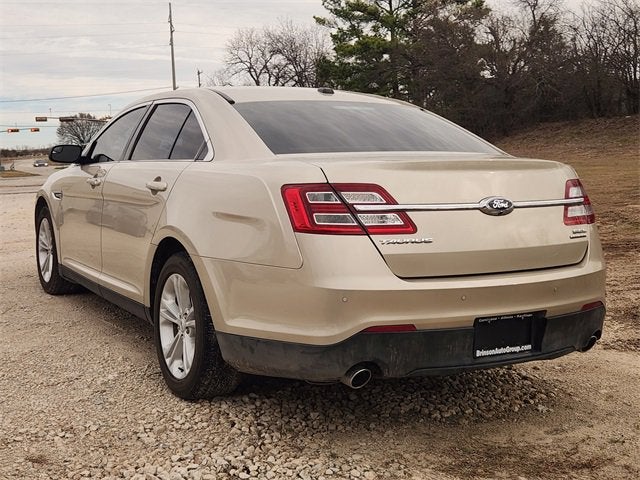 2017 Ford Taurus SEL