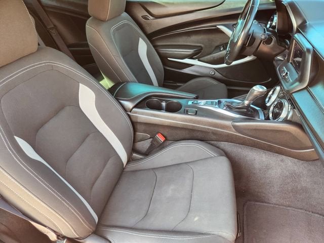 2021 Chevrolet Camaro 1LS