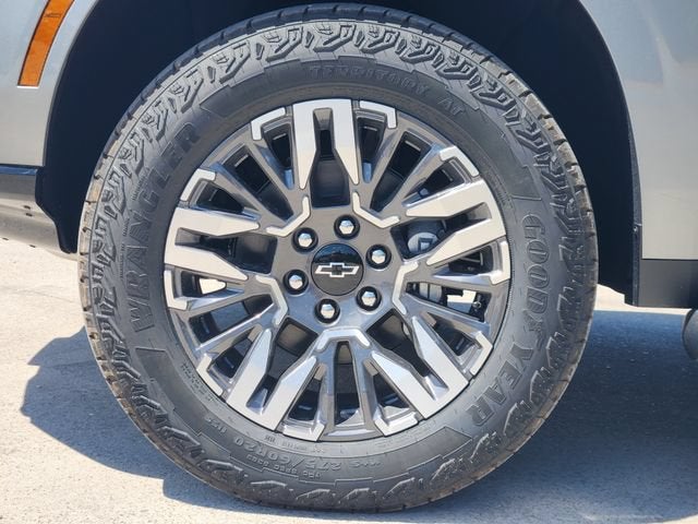 2026 Chevrolet Tahoe Z71 - Photo 8