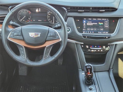 2023 Cadillac XT5 Premium Luxury