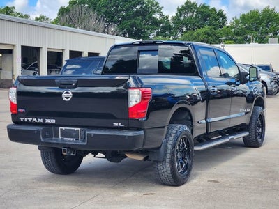 2016 Nissan Titan XD SL