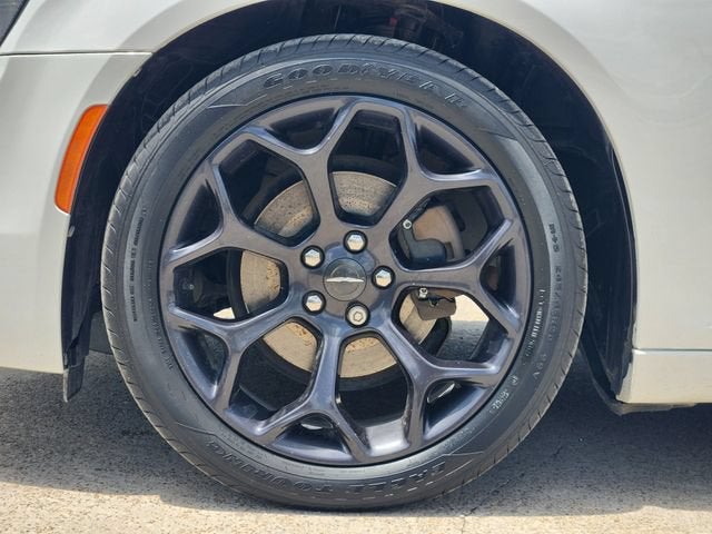 2019 Chrysler 300 Touring