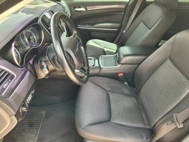 2019 Chrysler 300 Touring
