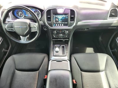 2019 Chrysler 300 Touring