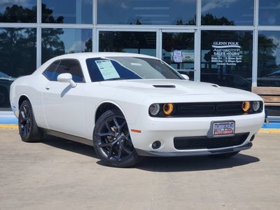 2022 Dodge Challenger SXT