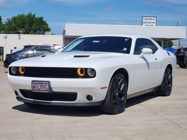 2022 Dodge Challenger SXT
