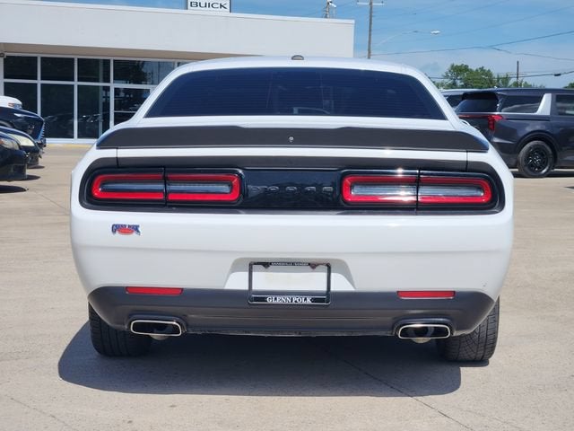 2022 Dodge Challenger SXT