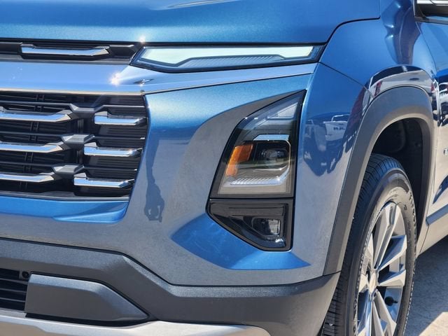 2027 Chevrolet Equinox LT - Photo 7