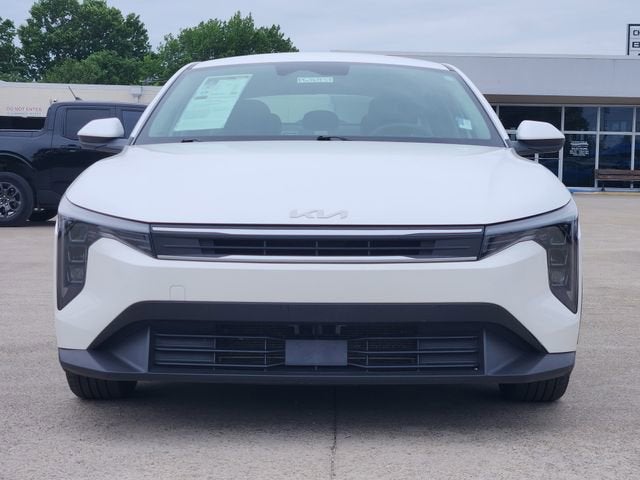 Used 2025 Kia K4 LXS with VIN 3KPFT4DE4SE016937 for sale in Gainesville, TX