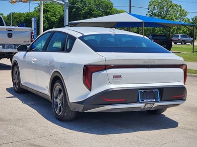 2025 Kia K4 LXS