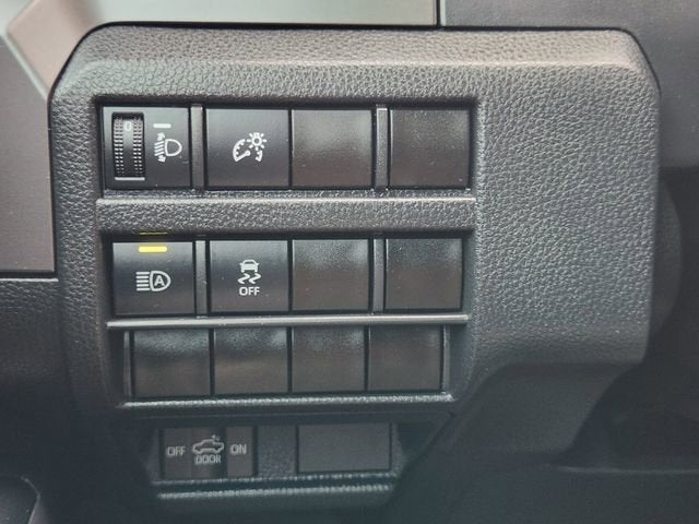 2025 Toyota Tacoma 4WD SR