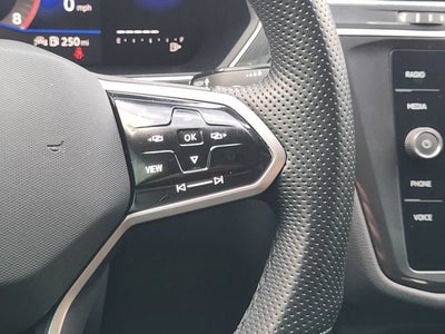 2023 Volkswagen Tiguan SE R-Line Black