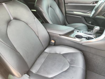 2021 Toyota Camry Hybrid XLE