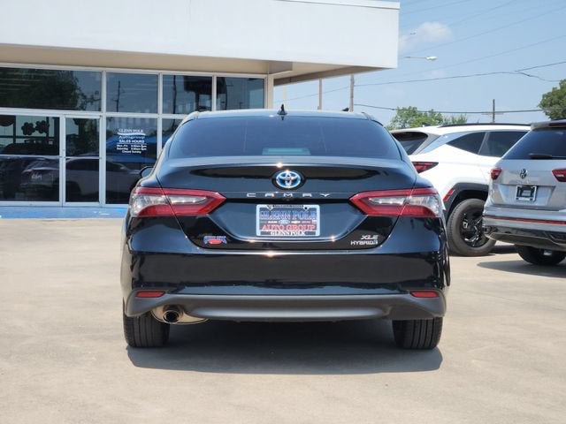2021 Toyota Camry Hybrid XLE