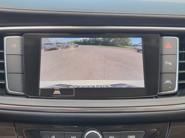 2022 Buick Enclave Essence