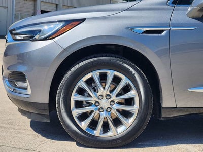 2020 Buick Enclave Essence