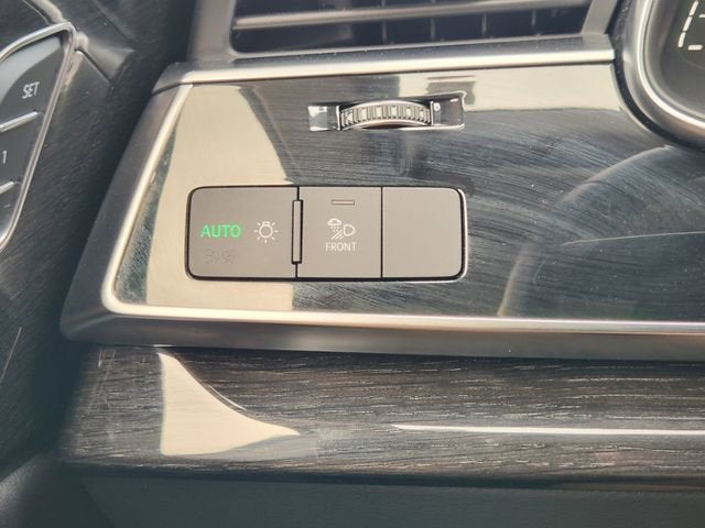 2021 Audi Q8 Premium