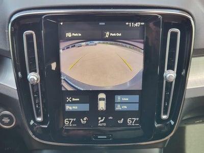 2019 Volvo XC40 Momentum