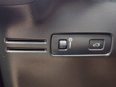 2019 Volvo XC40 Momentum